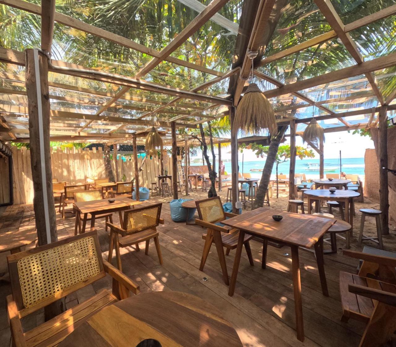 Sky Breeze Hotel Unawatuna Exterior foto